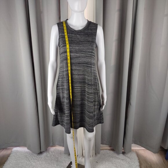 AGB Sleeveless Knit Fit & Flare Mini Dress Gray Heather Stripe Size Small - Picture 6 of 12